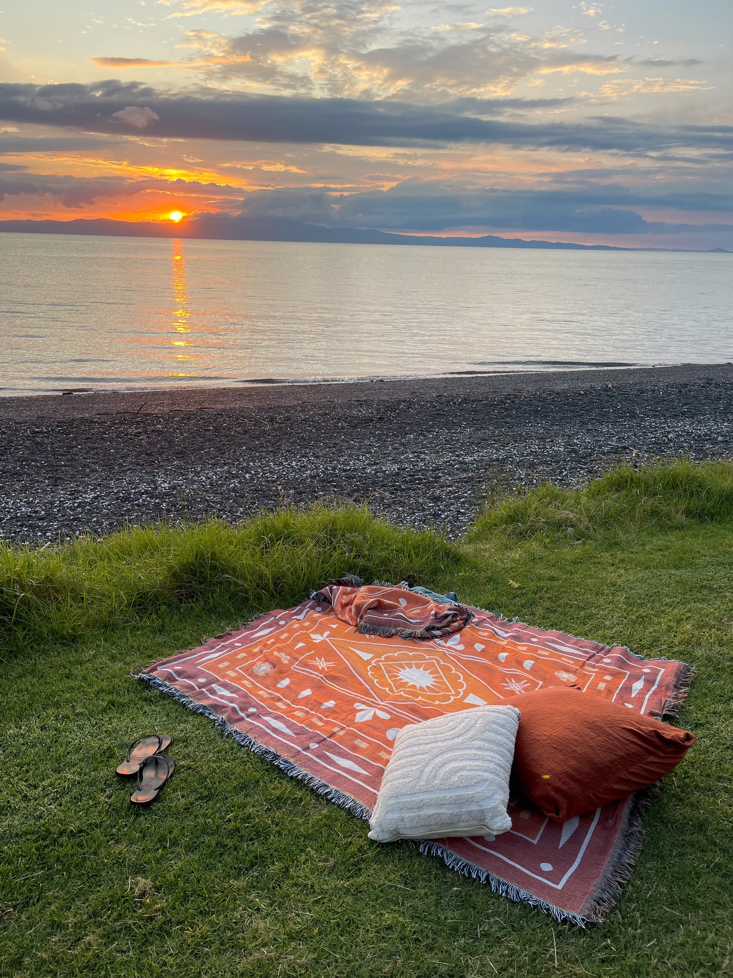 SUNSET RUSH V2 - Large Blanket | 160 x 200 Boho Throw Rug